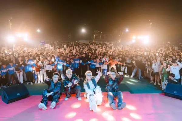 Vietrantour tổ chức tour du lịch trải nghiệm – team building cho 1.600 học sinh