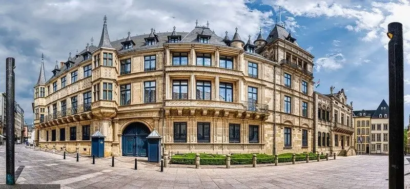 Cung điện Grand Ducal Palace-