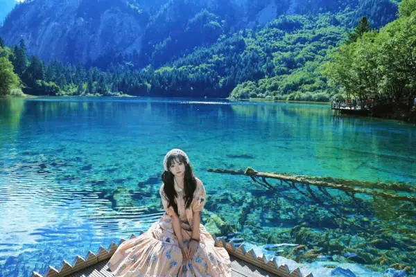 CỬU TRẠI CÂU