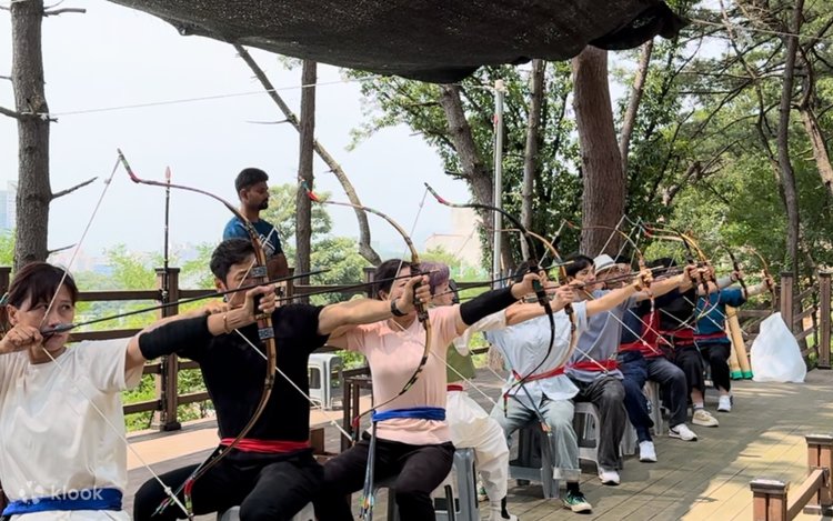 bắn cung truyền thông Suwon Hwaseong Korean Archery Experience