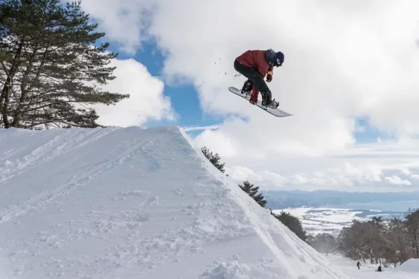 Khu trượt tuyết Fujiten Snow Resort
