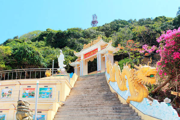NÚI CAO CÁT – CHÙA LINH SƠN – HÒN TRANH