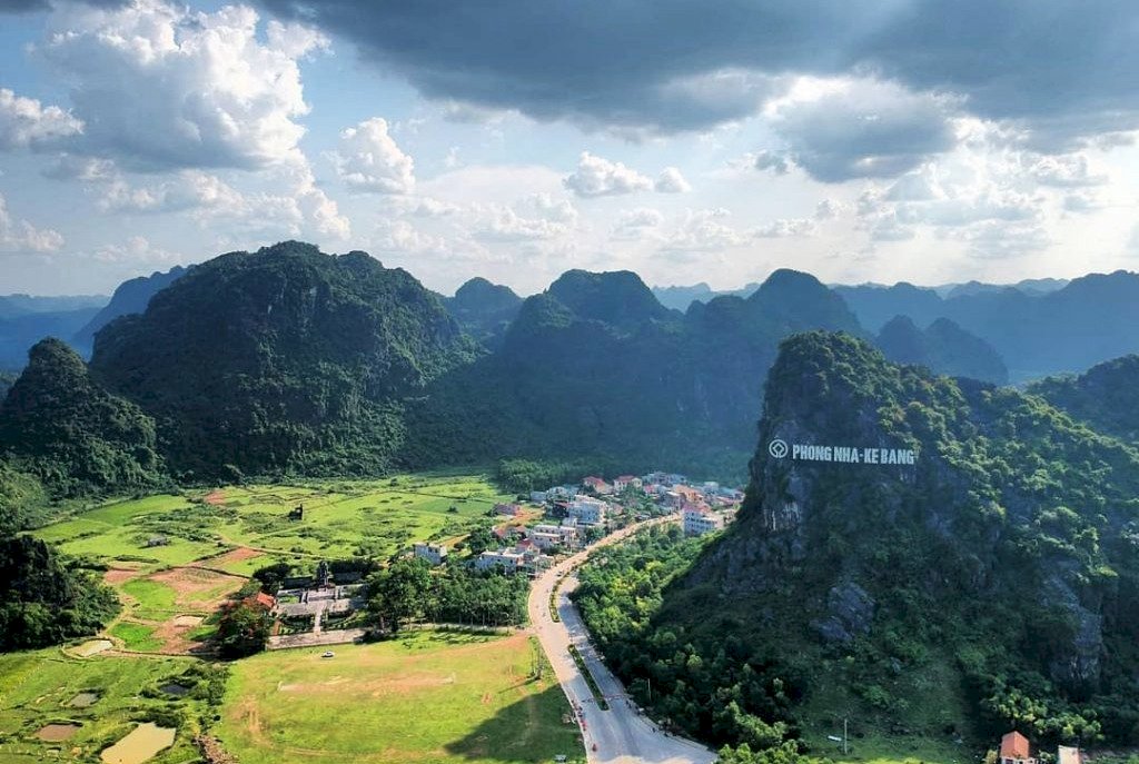 PHONG NHA QUẢNG BÌNH