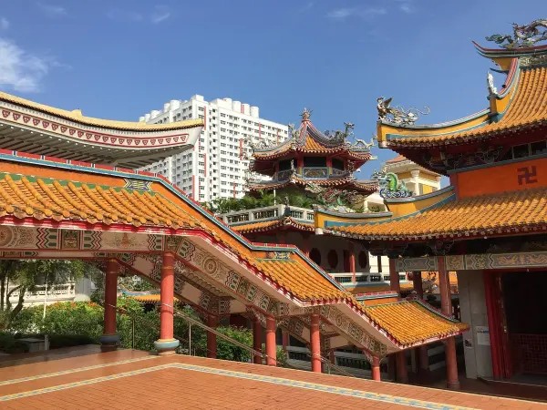 Hành Trình Di Sản Chiến Tranh: Kranji War Memorial – Changi Beach – Chùa Bright Hill (3.5h)