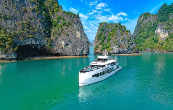 Du thuyền Hạ Long 1 ngày: Halong Symphony